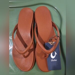 Women's Olukai Tiare Sandals Conac Brown Leather, Size 9, NWT